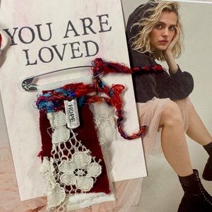 SOLD / Magic Velvet HOPE Charm Pin